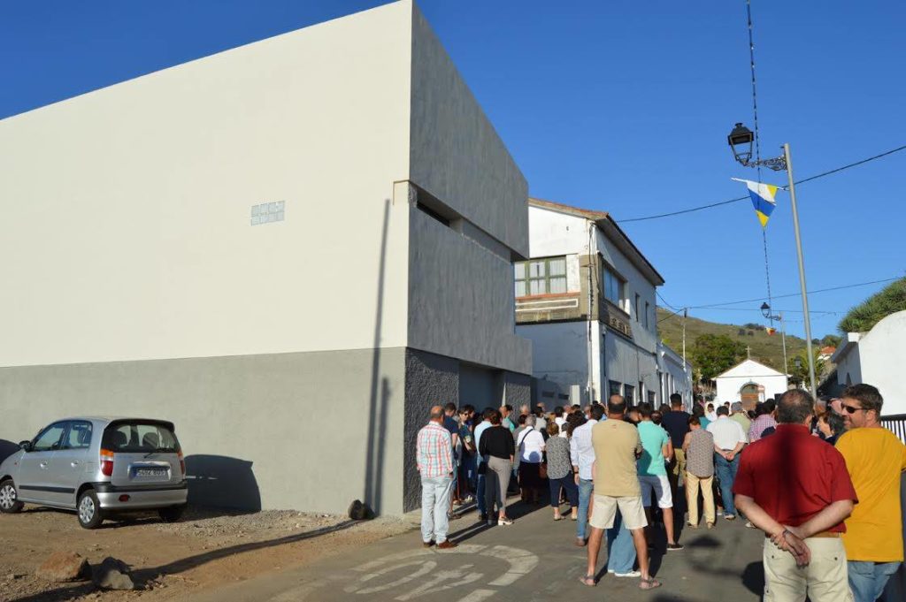 14289882_664341860387494_8442239722519593923_o